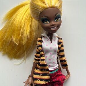 Barrie doll monster high Claudia Wolf